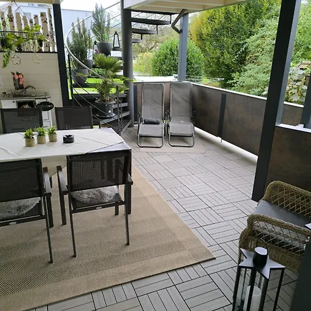 Urlaub In - Mit Grosser Terrasse - Fuer 1 Bis 4 Personen *