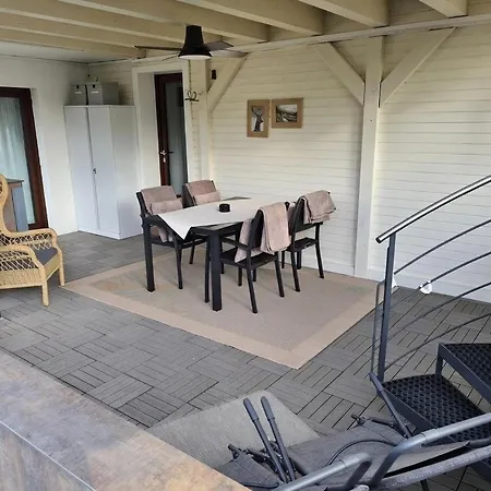 Urlaub In - Mit Grosser Terrasse - Fuer 1 Bis 4 Personen דירה *